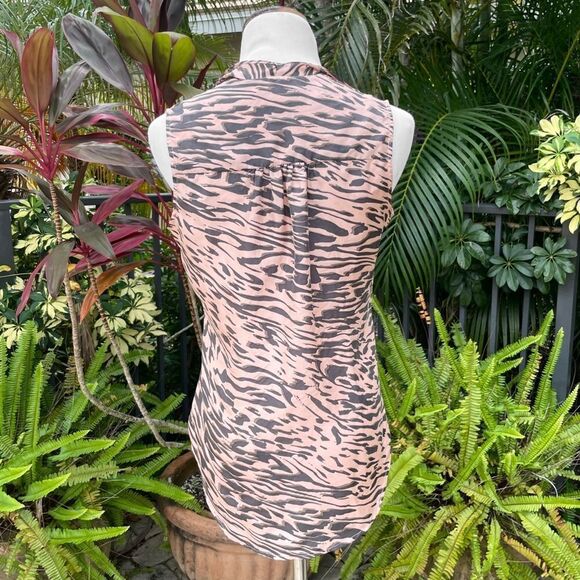 CAbi Just So Zebra Sleeveless Blouse - Picture 7 of 10
